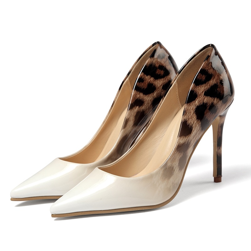 Elegant Two-Toned Pointed High Heelsq
